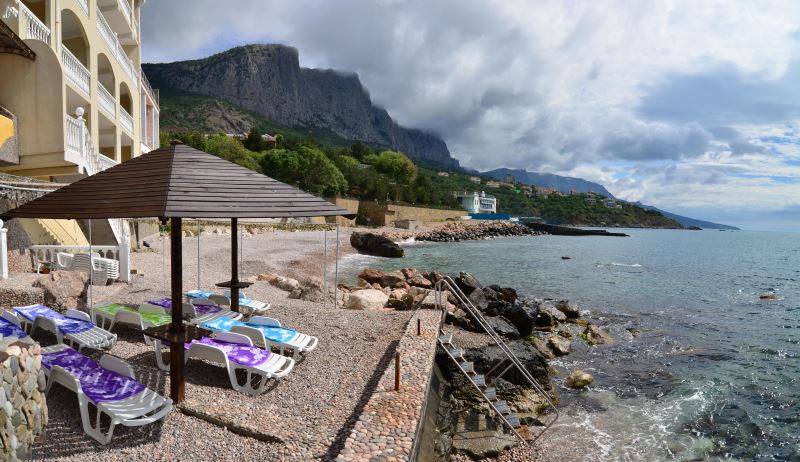 Отели Фороса с собственным пляжем